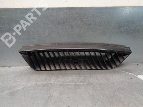 Used Front grille Front grille SMART CITY-COUPE (450) 0.7 (450.352, 450.353) (61 hp) 8344752 8344752