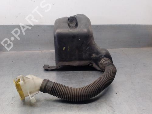 Windscreen washer tank CHRYSLER VOYAGER IV (RG, RS) 2.5 CRD | BP19136546C113 