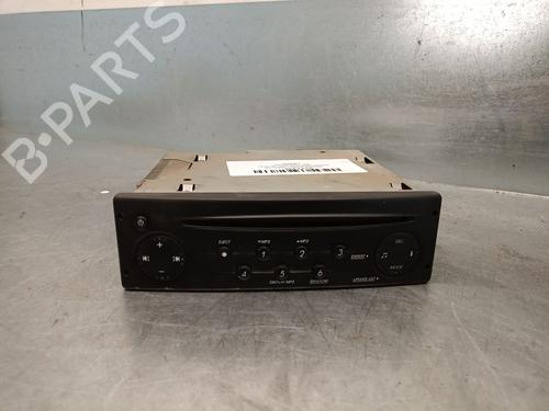 Radio NISSAN INTERSTAR Van (X70) dCi 120 (120 hp) 19084560