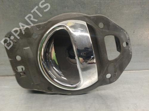 Used Rear left interior door handle CHEVROLET HHR 2.4 (170 hp) 17958033