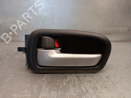 Poignée intérieure arrière gauche SUZUKI GRAND VITARA II (JT, TE, TD) 1.9 DDiS All-wheel Drive (JT419, TD44, JB419WD, JB419XD,... (129 hp) 19708886
