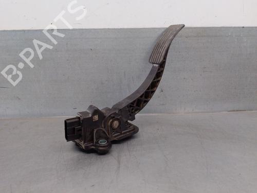 Used Pedal MITSUBISHI OUTLANDER II (CW_W) 2.0 DI-D (CW8W) (140 hp) 19117002