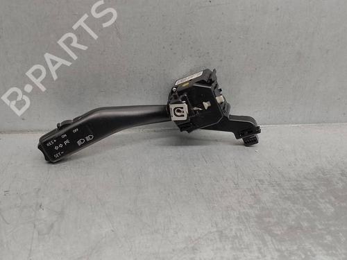 Used Headlight switch SEAT LEON (1P1) [2005-2013]  17787528