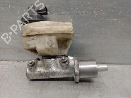 Used Brake master cylinder RENAULT 19 I (B/C53_) 1.9 D (B/C534, B/C53J) (64 hp) 19523227