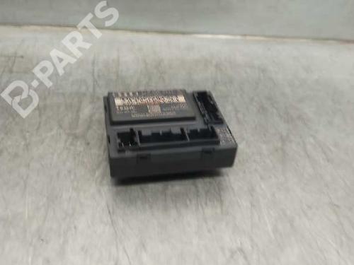 Used Comfort control module Comfort control module AUDI A6 C6 (4F2) 2.4 (177 hp) 7074191 7074191