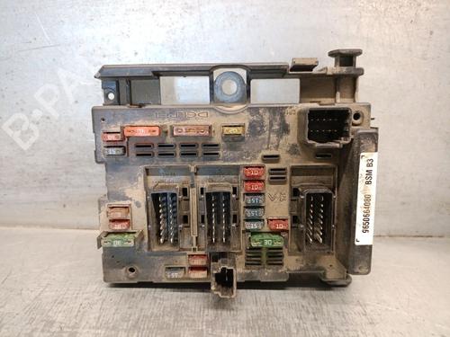 Used Fuse box PEUGEOT 307 Break (3E) 2.0 HDI 110 (107 hp) 19677816