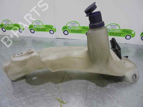 Réservoir lave-glace LANCIA YPSILON (843_) 1.3 JTD (843.AXD11, 843.AXD1A) | BP7447633C113 