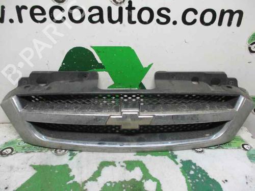 Used Grille CHEVROLET REZZO MPV (U100) 1.6 (107 hp) 2081730