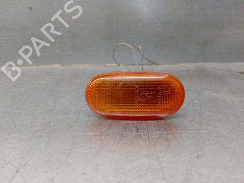 Used Left side indicator MITSUBISHI PAJERO CLASSIC (V2_W, V6_W, V7_W) 2.5 TD (V24W) (115 hp) 19154197