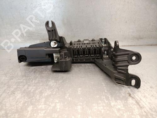 Fuse box MERCEDES-BENZ M-CLASS (W166) ML 250 CDI / BlueTEC 4-matic (166.004, 166.003) | BP19784125E1 
