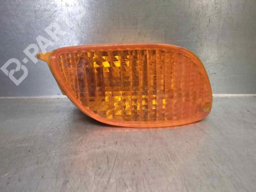 right-front-indicator-ford-focus-i-daw-dbw-16-16v-xs4x13k384ag-1998-1999-2000-2001-2002-2003-2004-2005-2006-2007-2008-2009-10506174 main image