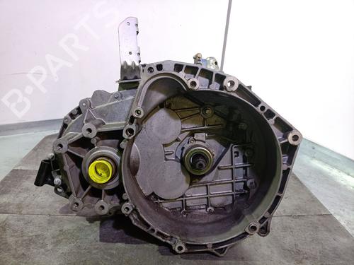 Used Gearbox OPEL SIGNUM Hatchback (Z03) 1.9 CDTI (F48) (150 hp) 19066341