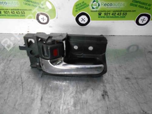 Used Front left interior door handle TOYOTA AVENSIS Estate (_T25_) 2.0 D-4D (CDT250_, CDT250R) (116 hp) 3215415