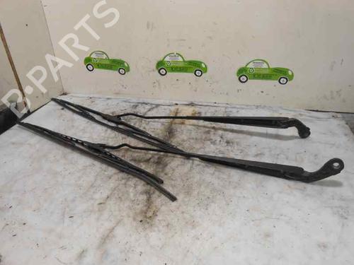 Used Front windshield wiper arm CHRYSLER VOYAGER IV (RG, RS) 2.8 CRD (150 hp) 11929883