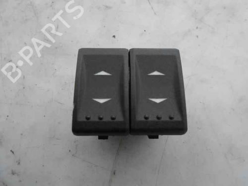Used Right rear window switch FORD MONDEO III (B5Y) 1.8 16V (125 hp) 2081883