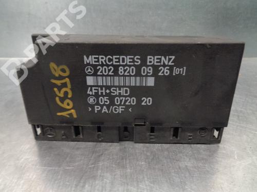Used Electronic module Electronic module MERCEDES-BENZ E-CLASS T-Model (S124) E 200 T (124.079) (136 hp) 10925771 10925771