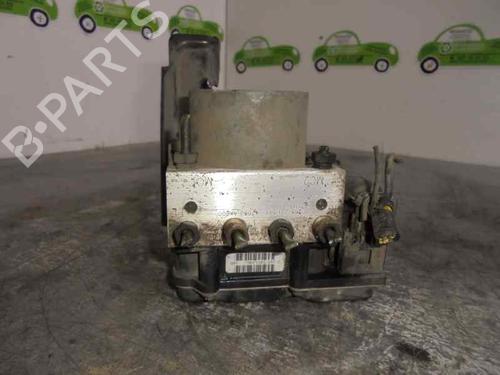 Used ABS pump NISSAN MICRA III (K12) 1.4 16V (88 hp) 2225864