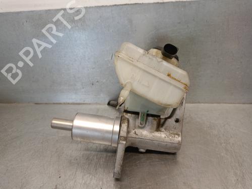 Used Brake master cylinder AUDI A4 B8 (8K2) 2.0 TDI 16V (140 hp) 18649059
