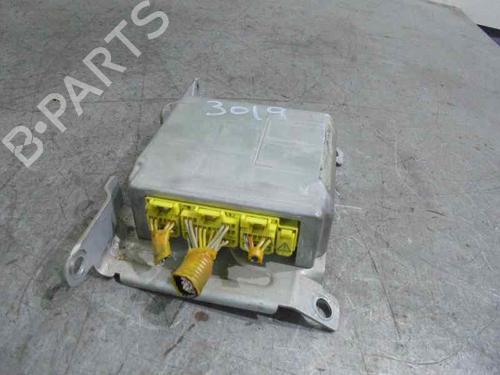 Airbag styreenhed SUBARU LEGACY III Estate (BH) 3.0 H6 AWD (BHE) (209 hp) 2316577