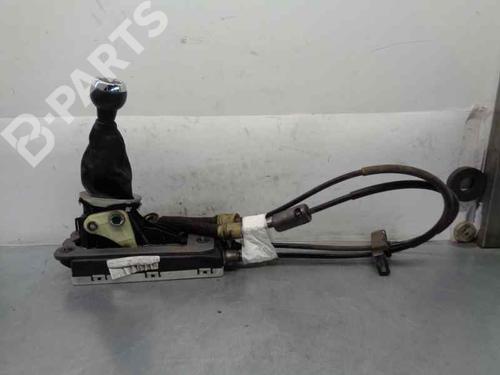 Used Manual gearbox selector Manual gearbox selector MINI MINI (R56) One (75 hp) 7447253 7447253