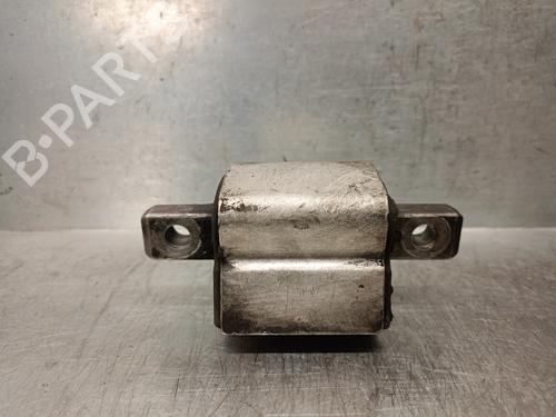 Used Engine mount MERCEDES-BENZ E-CLASS (W211) E 320 CDI (211.026) (204 hp) 17959174