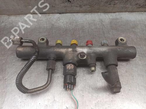 Injection rail MAZDA 6 Hatchback (GG) 2.0 DI (GG14) | BP8051403M98 - Image 1