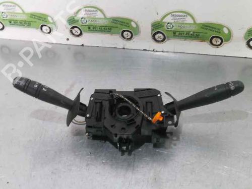 Used Headlight switch RENAULT CLIO II (BB_, CB_) 1.2 (BB0A, BB0F, BB10, BB1K, BB28, BB2D, BB2H, CB0A,... (58 hp) 2088657