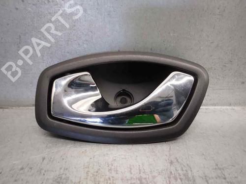 Venstre bagtil invendig håndtag RENAULT FLUENCE (L3_) 1.5 dCi (L30D, L30L, L306, L33F, L33L, L33M, L33V, L33W) (110 hp) 18166276