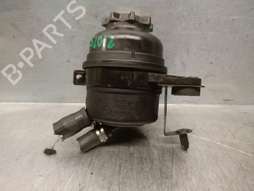Used Power steering reservoir BMW X1 (E84) xDrive 20 d (177 hp) 19436286