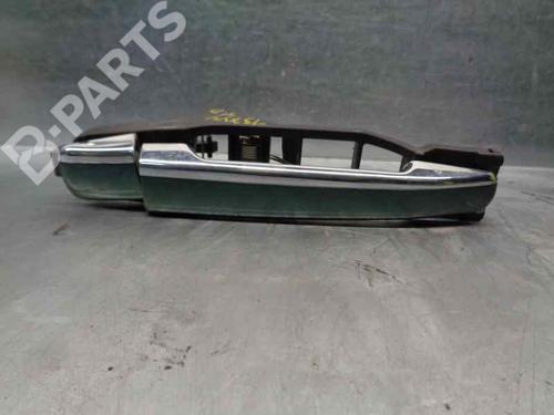 Used Rear right exterior door handle Rear right exterior door handle MERCEDES-BENZ E-CLASS T-Model (S210) E 240 T (210.261) (170 hp) 8235705 8235705