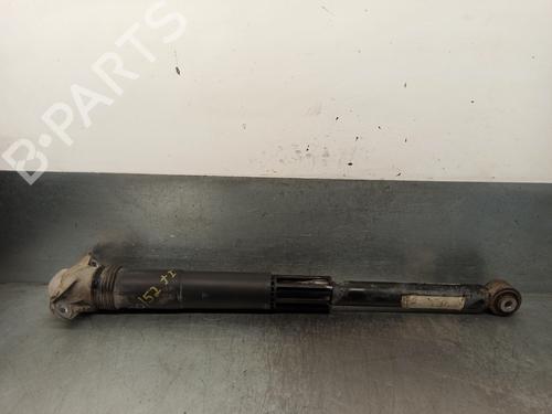 Used Left rear shock absorber VW GOLF VII (5G1, BQ1, BE1, BE2) 1.6 TDI (115 hp) 17438981