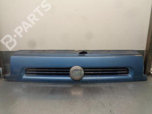 Used Front grille Front grille FIAT SCUDO Van (220_) 2.0 JTD (109 hp) 10339306 10339306