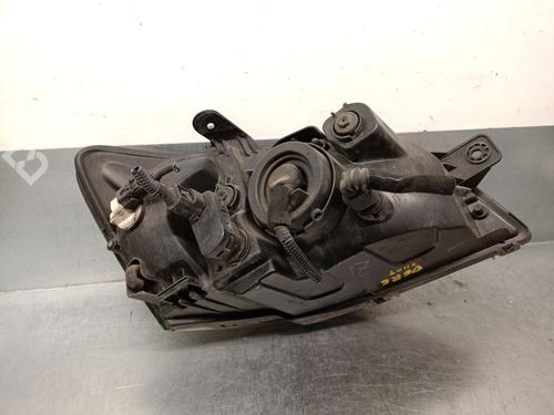 Left headlight HYUNDAI GETZ (TB) 1.1 | BP19584196C28 