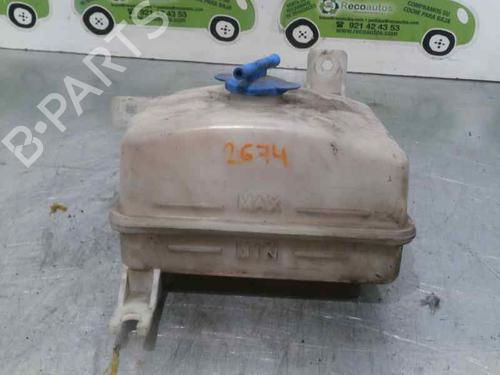 Used Expansion tank KIA CARENS II MPV (FJ) 2.0 CRDi (113 hp) 2070676