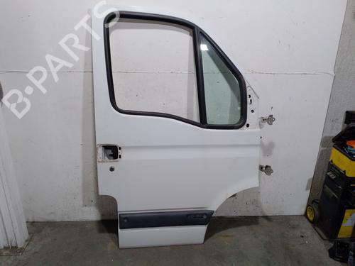 Used Right front door NISSAN INTERSTAR Van (X70) dCi 120 (120 hp) 18895882