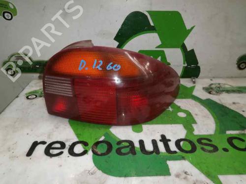 Feu arrière droit FORD MONDEO I Saloon (GBP) 1.8 TD (88 hp) 2055192