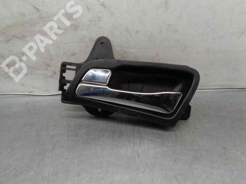 Used Rear left interior door handle Rear left interior door handle HYUNDAI i30 Estate (FD) 1.6 CRDi (128 hp) 7104766 7104766