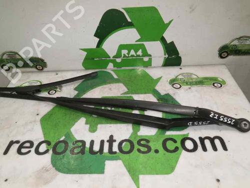 Used Front windshield wiper arm BMW 3 Compact (E46) 316 ti (115 hp) 3470968