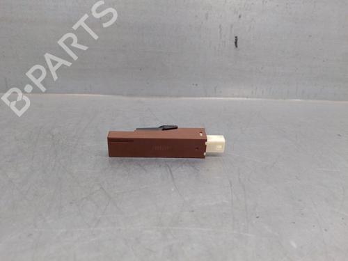 Antenne/Base LEXUS IS III (_E3_) 300h (AVE30_, AVE30R) (223 hp) 19155310