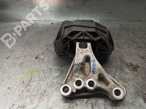 Used Engine mount Engine mount CITROËN C-ELYSEE (DD_) 1.2 VTi 82 (82 hp) 8819304 8819304