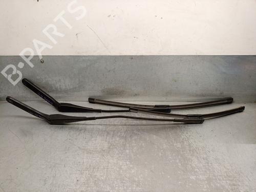 Used Front windshield wiper arm BMW X1 (E84) sDrive 18 d (143 hp) 19800767
