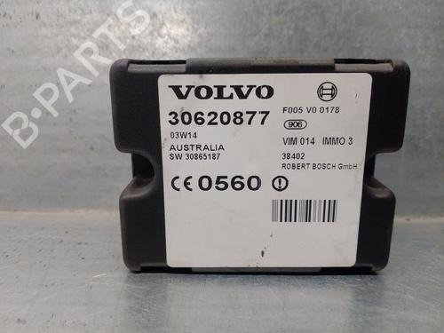 Used Control unit VOLVO V40 Estate (645) 1.9 DI (115 hp) 17494742