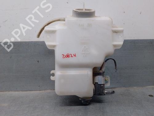 Used Windscreen washer tank MITSUBISHI PAJERO CLASSIC (V2_W, V6_W, V7_W) 2.5 TD (V24W) (115 hp) 19155939