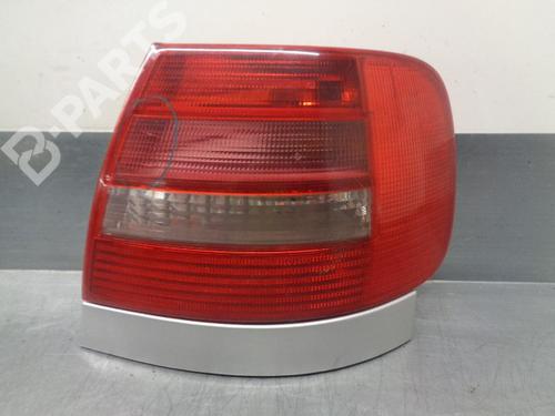 Used Right taillight Right taillight AUDI A4 B5 (8D2) 1.9 TDI (90 hp) 10290558 10290558