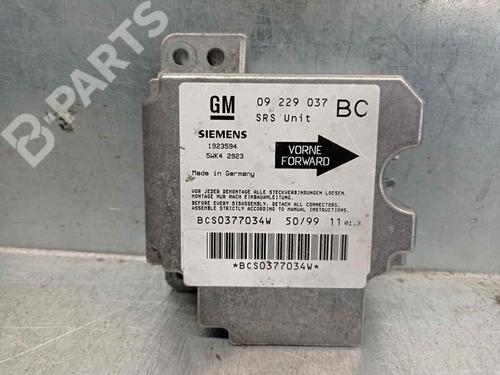 Used ECU airbags ECU airbags OPEL ASTRA G Hatchback (T98) 2.0 DTI 16V (F08, F48) (101 hp) 8875773 8875773