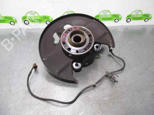 Used Right front steering knuckle SAAB 9-5 Estate (YS3E) 3.0 TiD (177 hp) 2317591