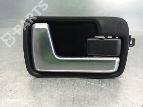 front-right-interior-door-handle-land-rover-discovery-iii-l319-27-td-4x4-2004-2005-2006-2007-2008-2009-10309714 main image