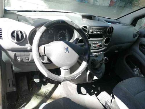 Right front window switch PEUGEOT PARTNER Box Body/MPV 1.6 HDi 16V 4x4 | BP8486947C105  - Image 5