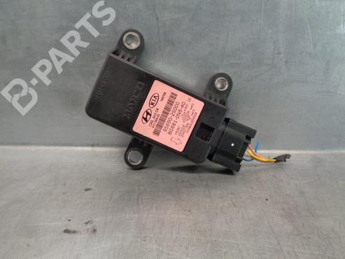 Used Electronic module Electronic module HYUNDAI ix35 (LM, EL, ELH) 1.7 CRDi (116 hp) 10555084 10555084