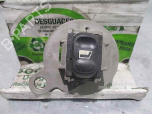 Used Right rear window switch CITROËN XSARA PICASSO (N68) 2.0 HDi (90 hp) 2063131